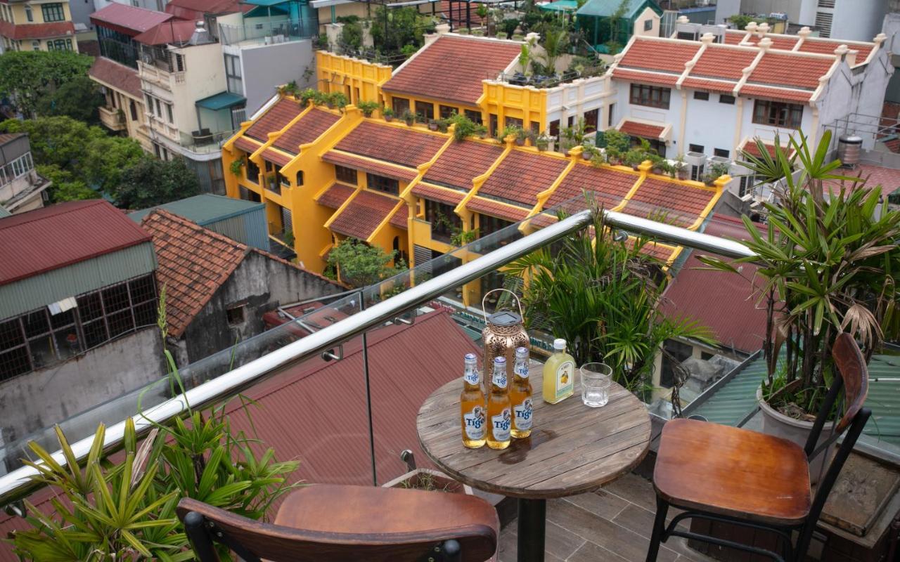 Downtown Hostel & Rooftop Bar Hanoi Exterior photo